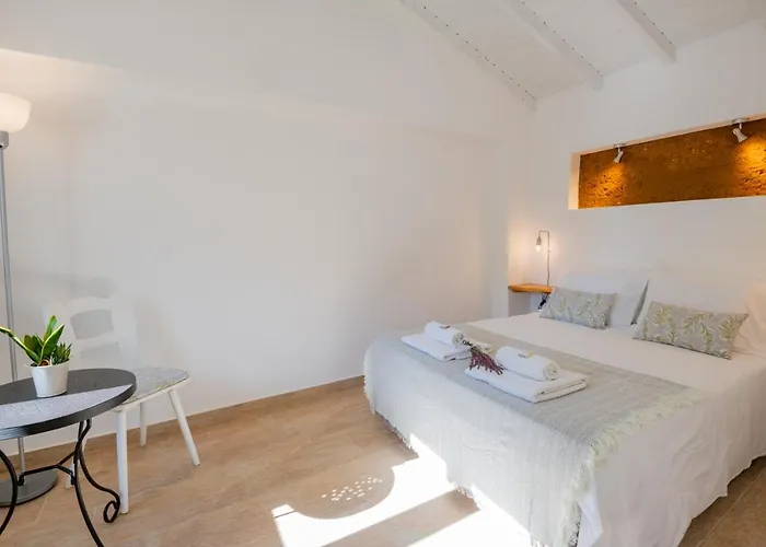Casas Da Bica - Turismo Espaço Rural